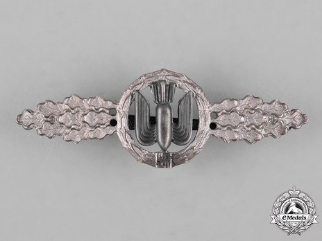 Bomber Clasp, in Silver (in tombac) Obverse