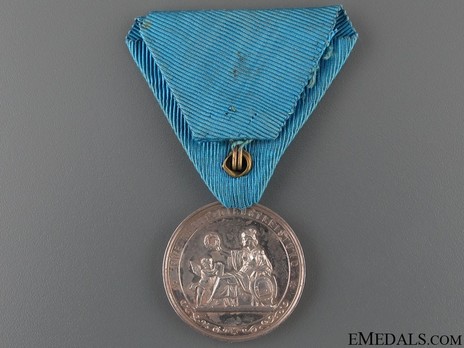 Honour Medal for Private Industry, Labour, and Domestic Service, in Silver Reverse