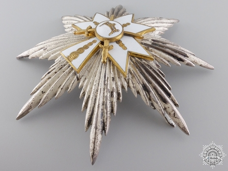 Grand Cross Breast Star (with swords) Reverse