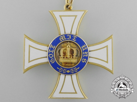 Order of the Crown, Civil Division, Type II, II Class Cross (in gold) Obverse