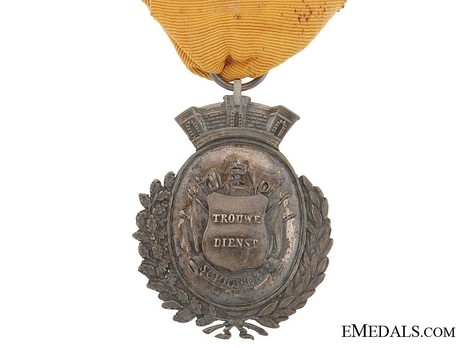 III Class Medal (for 15 Years) Obverse