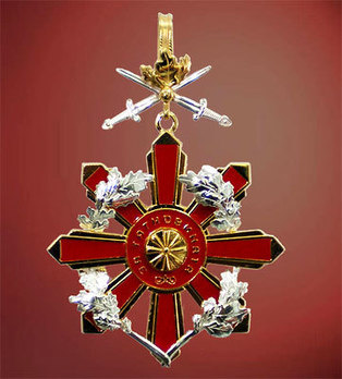 Order of Military Merits, Badge Obverse