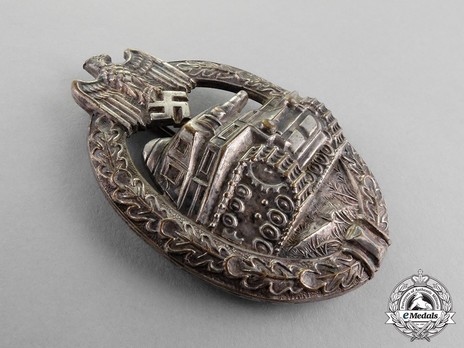 Panzer Assault Badge, in Silver, by A. Scholze Obverse
