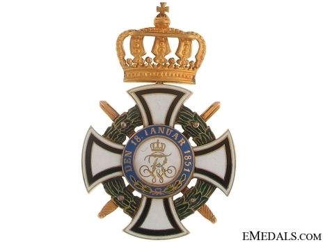 Royal House Order of Hohenzollern, Military Division, Knight (in gold) Reverse