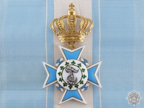 Order of Theresa, Cross (with diamonds) Obverse