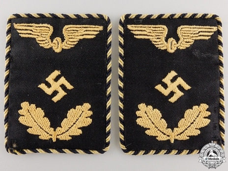 Reichsbahn 1941 Pattern Pay Groups 7a-11 Collar Tabs (Open-Neck version) Obverse
