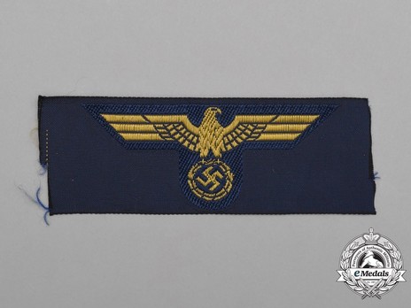 Kriegsmarine Gold On Blue Cloth Cap Eagle Insignia (Machine-Woven version) Obverse