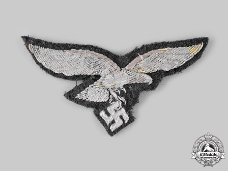 Luftwaffe 2nd Pattern Officer's Breast Eagle Obverse