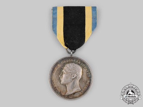 General Honour Decoration, Civil Division, Silver Medal (for merit 1914, in silver) Obverse