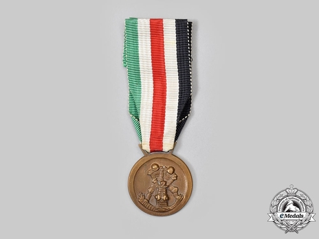 Bronze Medal (stamped "DE MARCHIS LORIOLI MILANO") Obverse