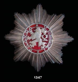 Order of the White Lion, I Class Breast Star Obverse