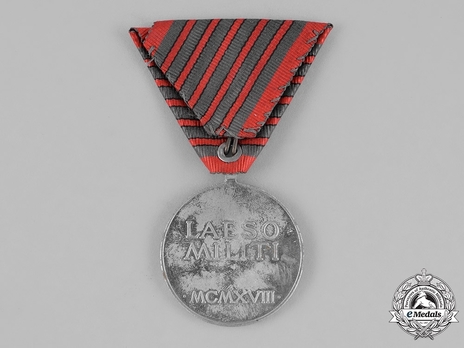 Wound Medal (with five stripes)