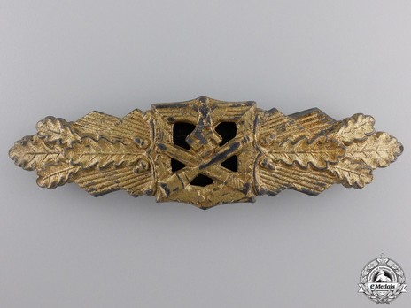 Close Combat Clasp, in Gold, by F. Linden Obverse