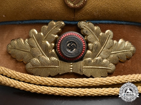 NSDAP Ortsgruppenleitung Visor Cap M39 Wreath Detail