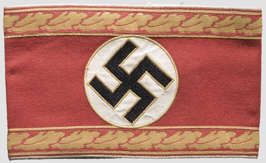 NSDAP Leiter eines Hauptamtes Type II Kreis Level Armband Obverse