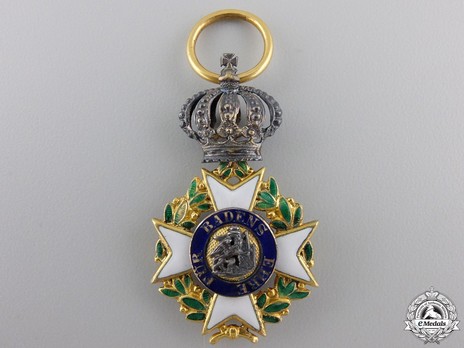 Order of Military Merit of Charles Frederick, Knight (in gold) Obverse