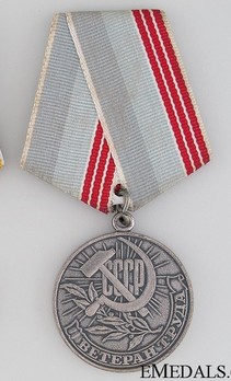 Veteran of Labour Medal Obverse