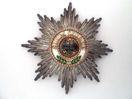 High Order of the Black Eagle, Breast Star (with smooth rays, variant 2) Obverse