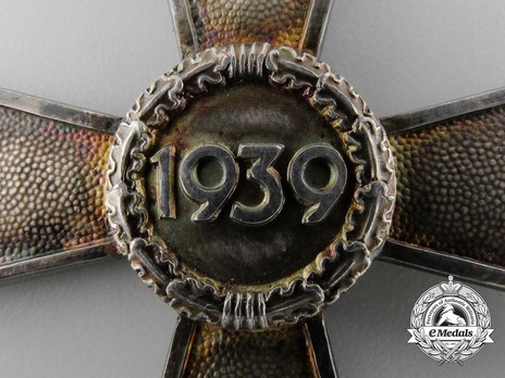 Knight's Cross of the War Merit Cross without Swords, by Deschler (unmarked) Reverse