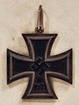 Knight's Cross of the Iron Cross, by C. F. Zimmermann (unmarked) Obverse