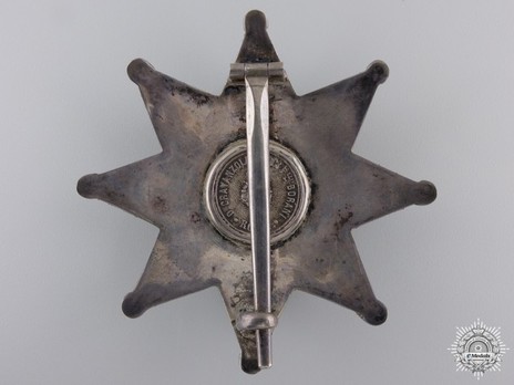 Order of the Crown of Italy, Grand Officer's Cross Breast Star Reverse
