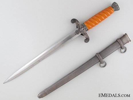 German Army Alcoso-made Officer’s Dagger Obverse with Scabbard