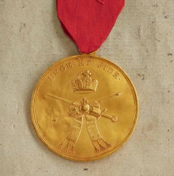 Honour and Merit Medal "LEGE ET FIDE", Type I, II Class Gold Medal