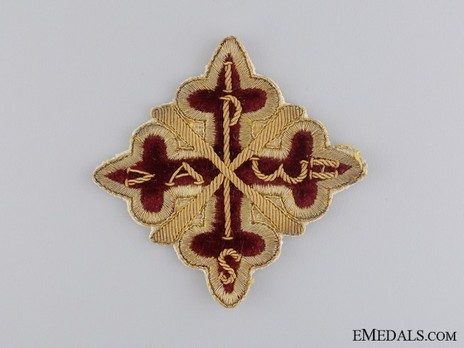Knight Commander Breast Star (with embroidery) Obverse