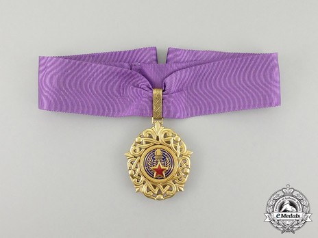Order of the Grand Star of Yugoslavia, Type II, II Class Badge Obverse