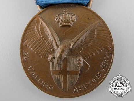 Aeronautic Valour Medal, in Bronze Obverse