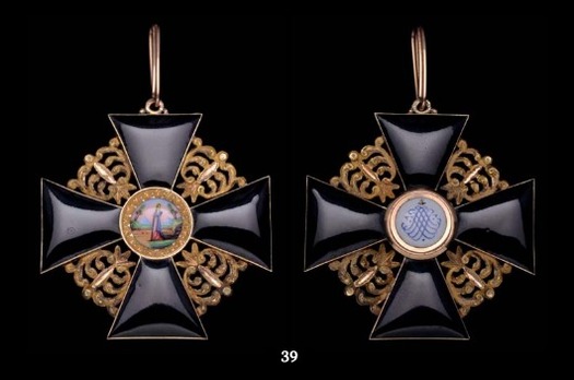 Order of St. Anne, Type III, Civil Division, I Class Cross (black enamel) Obverse and Reverse