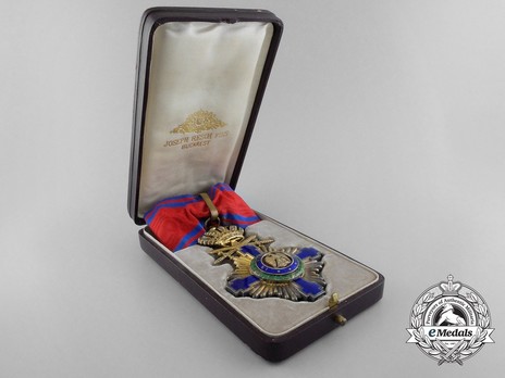 The Order of the Star of Romania, Type I, Military Division, Commander's Cross Case of Issue