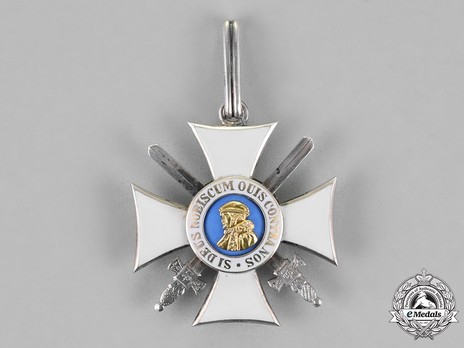 Order of Philip the Magnanimous, Type II, I Class Knight's Cross with Swords Obverse