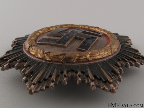 German Cross, in Gold, by C. E. Juncker (Model 2, "2", tombac) Obverse