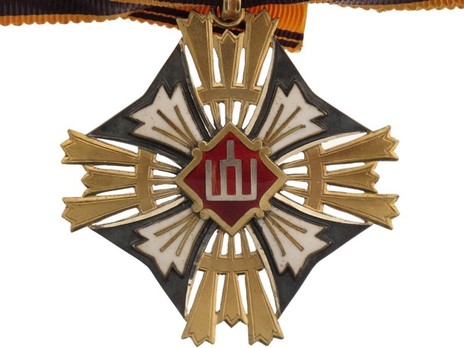 Order of Gediminas, Type II, III Class Cross Obverse