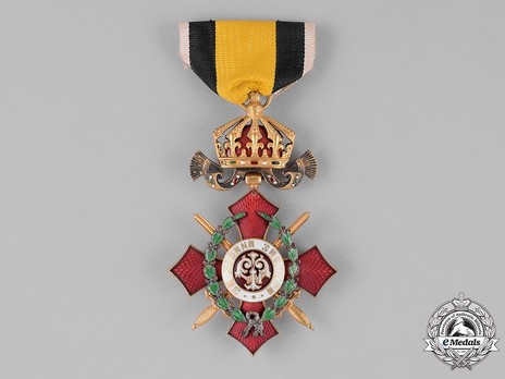 Order of Military Merit, VI Class (with war decoration) Obverse