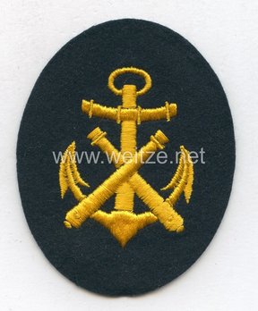 Kriegsmarine Maat Ordnance Insignia (embroidered) Obverse
