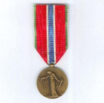 Bronze Medal (stamped "M DELANNOY") Obverse