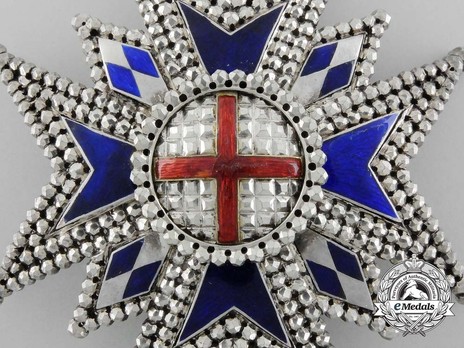 Military Order of St. George, Commander Cross Breast Star Obverse Detail