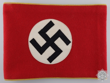 NSDAP Politischer Leiter-Anwärter Type II Reich Level Armband Obverse