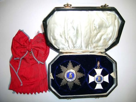 Order of Philip the Magnanimous, Type II, Grand Cross with Swords Case of Issue Interior