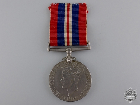 Silver Medal (with cupro-nickel)  Obverse