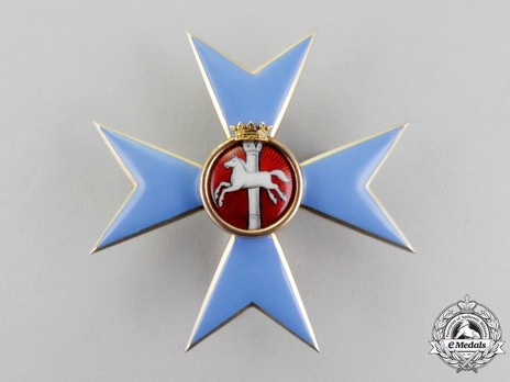 Dukely Order of Henry the Lion, Officer Cross Obverse