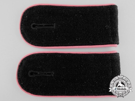 Waffen-SS Armoured/Anti-Tank Enlisted Ranks Shoulder Boards Obverse