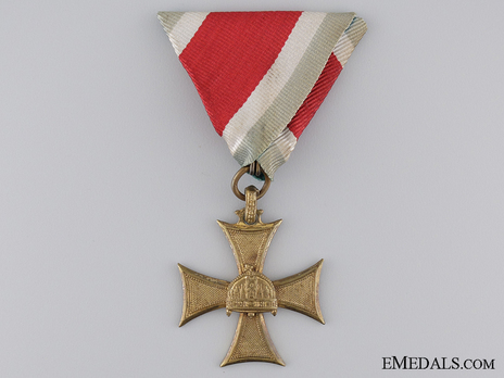 Long Service Decorations for Officers, III Class (for Officers with small crown 1924-) Obverse