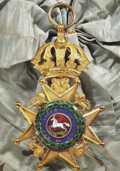 Royal Guelphic Order, Grand Cross Obverse