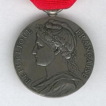 Silver Medal (stamped "A BORREL," 1974-) Obverse