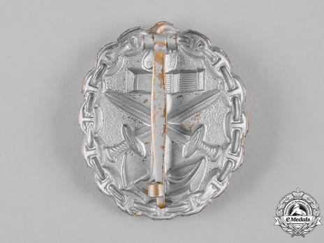 Naval Wound Badge, in Silver (in brass) Reverse