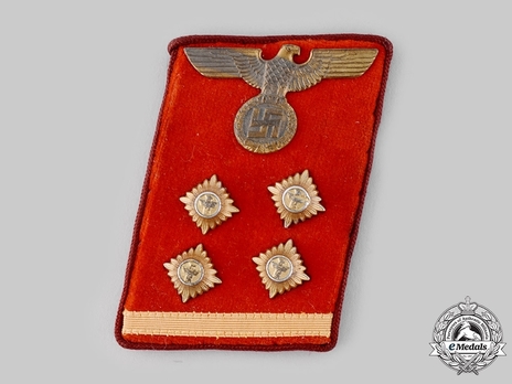 NSDAP Ober-Gemeinschaftsleiter Type IV Gau Level Collar Tabs Obverse