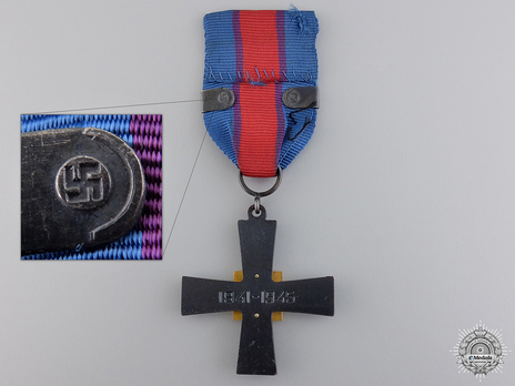 Commemorative Cross for the Air Force (with "LENTOJOUKOT" clasp) Reverse